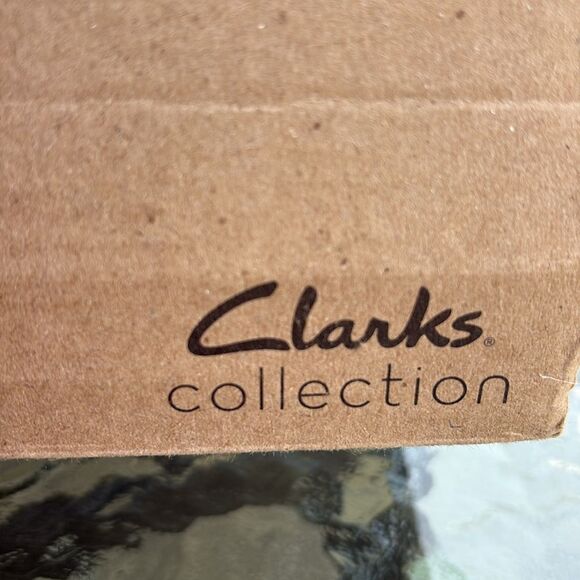 Clarks Bronze metallic Sandals with Decorative Stitching 6.5W - Picture 3 of 7